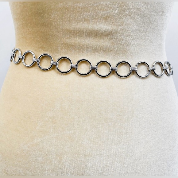 Brandy Melville Circle Ring Silver Chain Belt - Picture 4 of 9